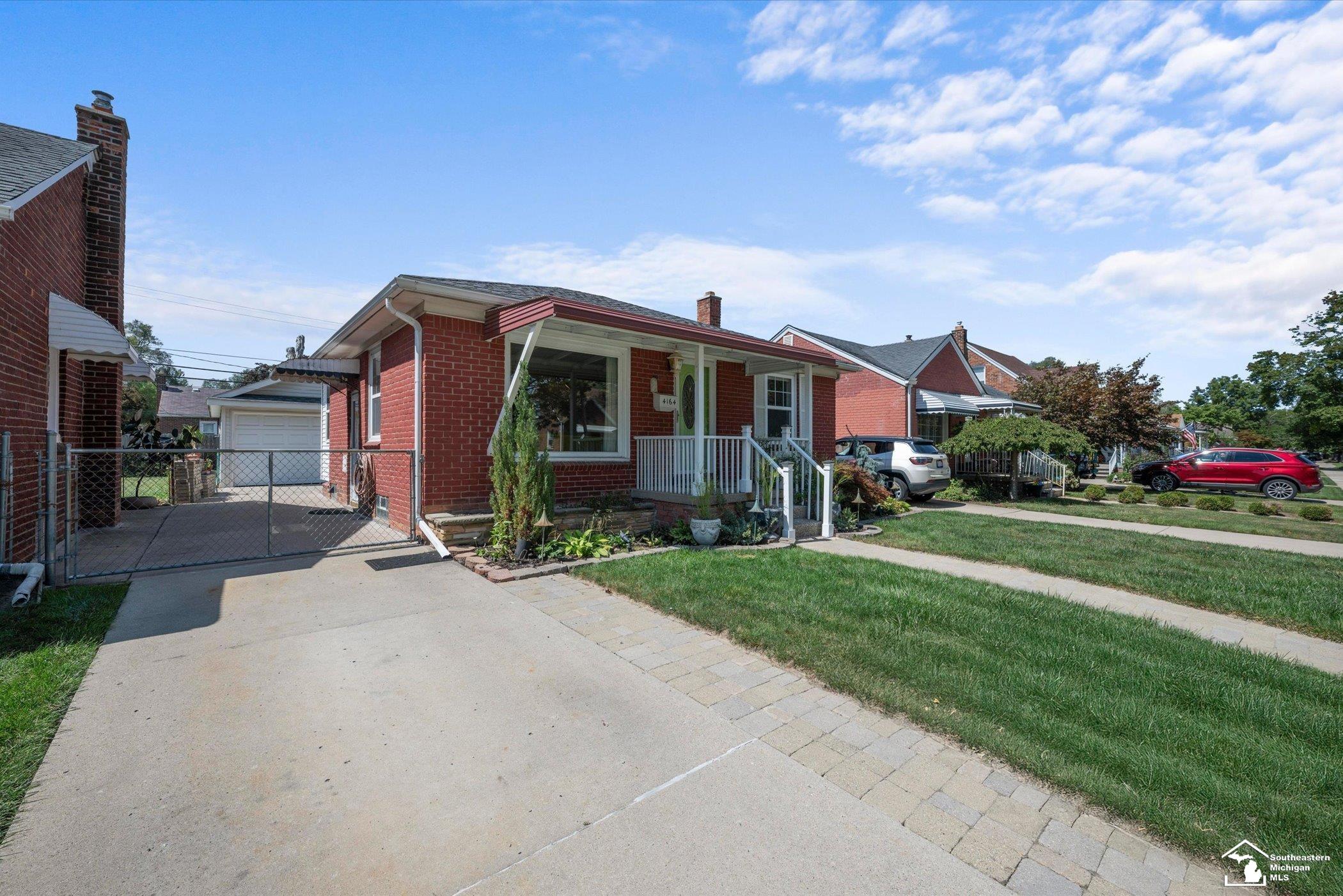 4164 Duplex Avenue