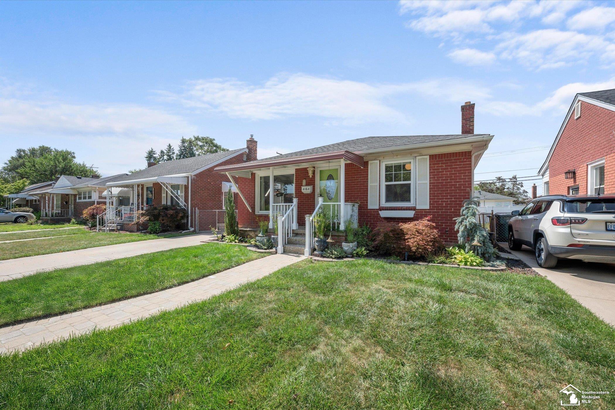 4164 Duplex Avenue