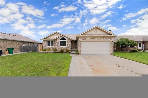 46132 Royal Drive Chesterfield Township MI 48051