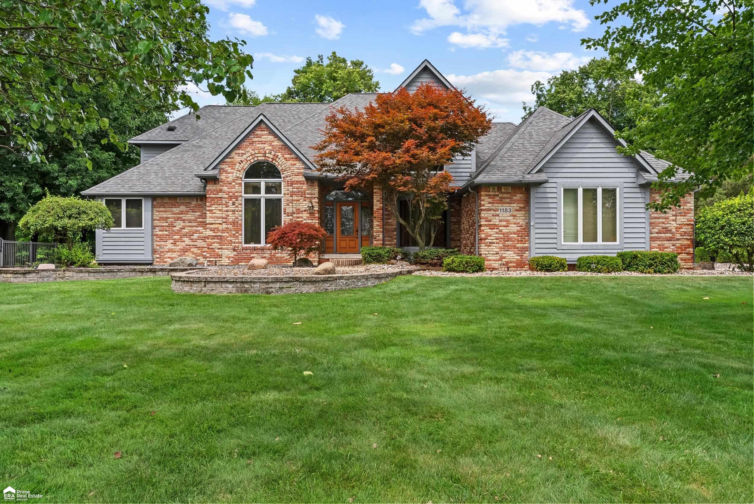 1183 Kings Carriage Road