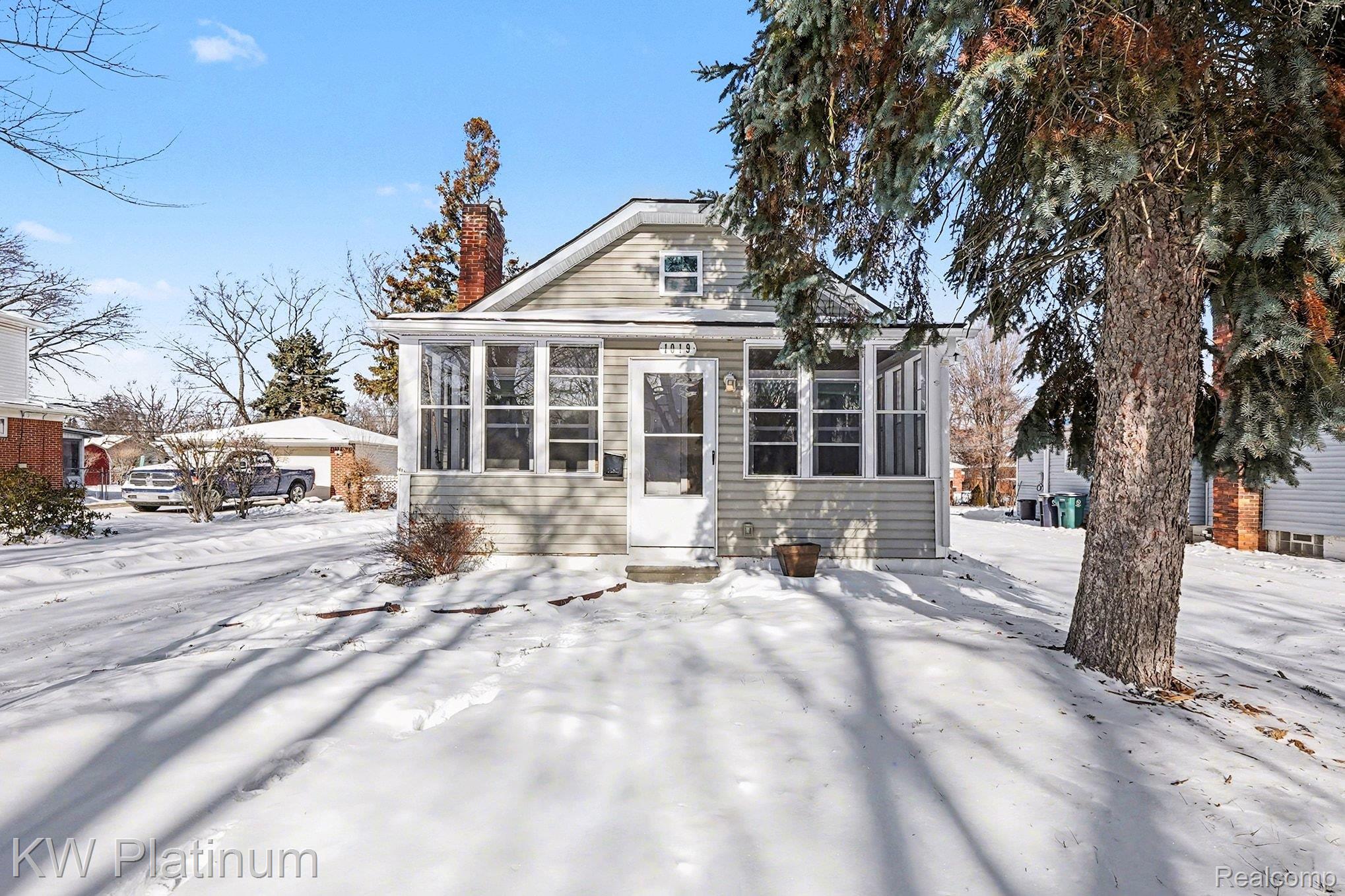 1019 E Windemere Avenue