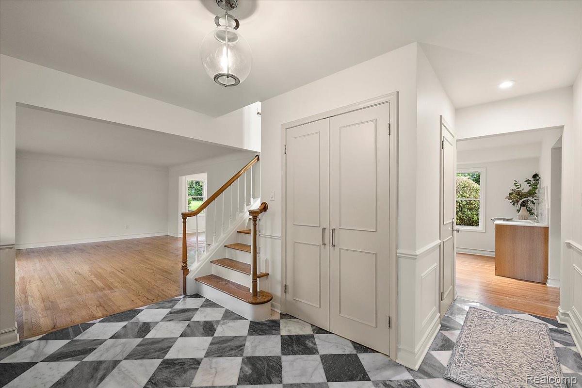 5600 Woodwind Drive