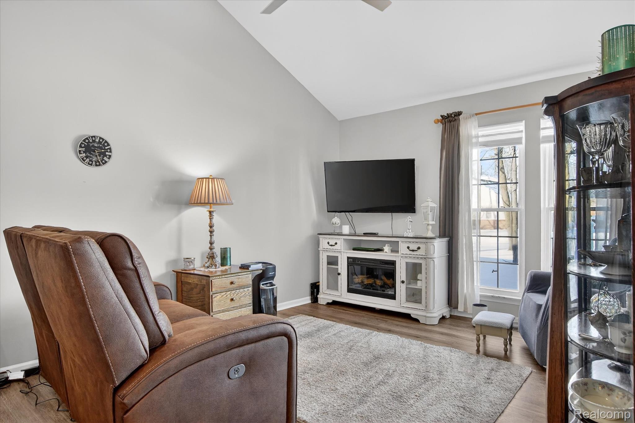 43674 Christopher Court