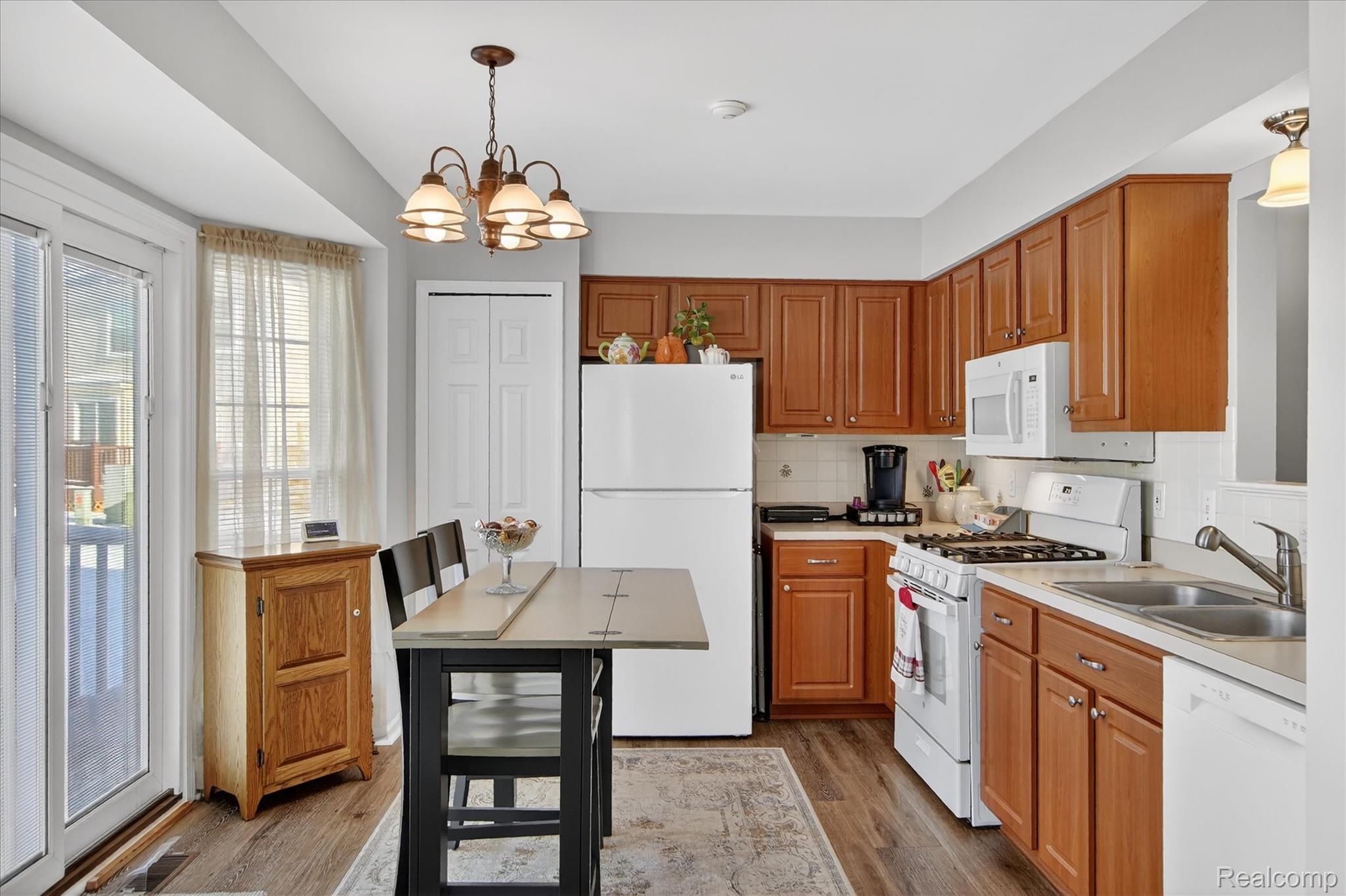 43674 Christopher Court