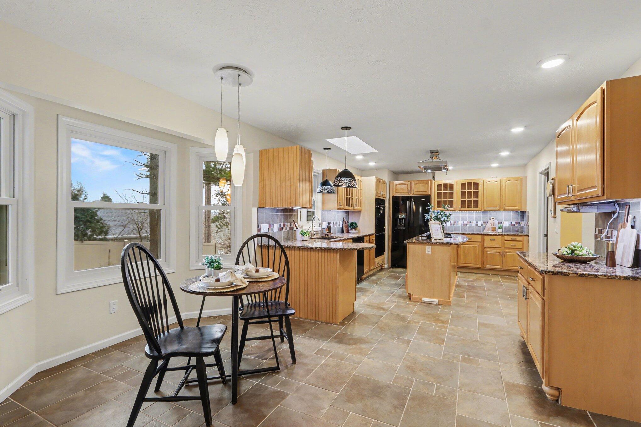 10466 N Riverview Drive