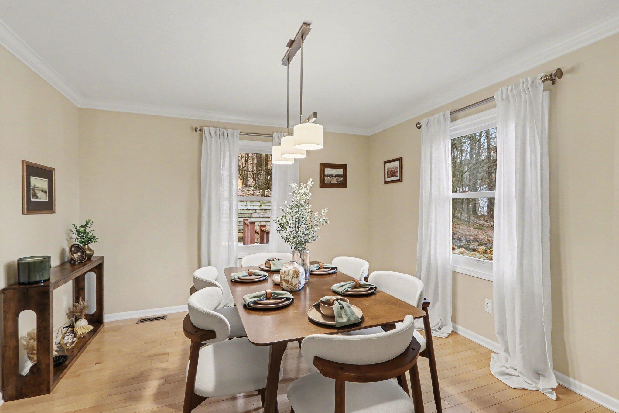 10466 N Riverview Drive