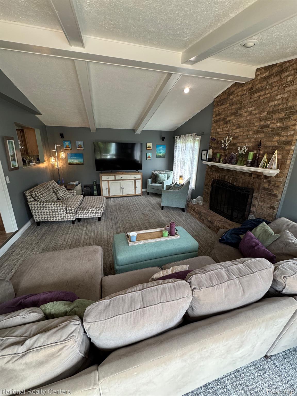 41315 CARRIAGE HILL Drive