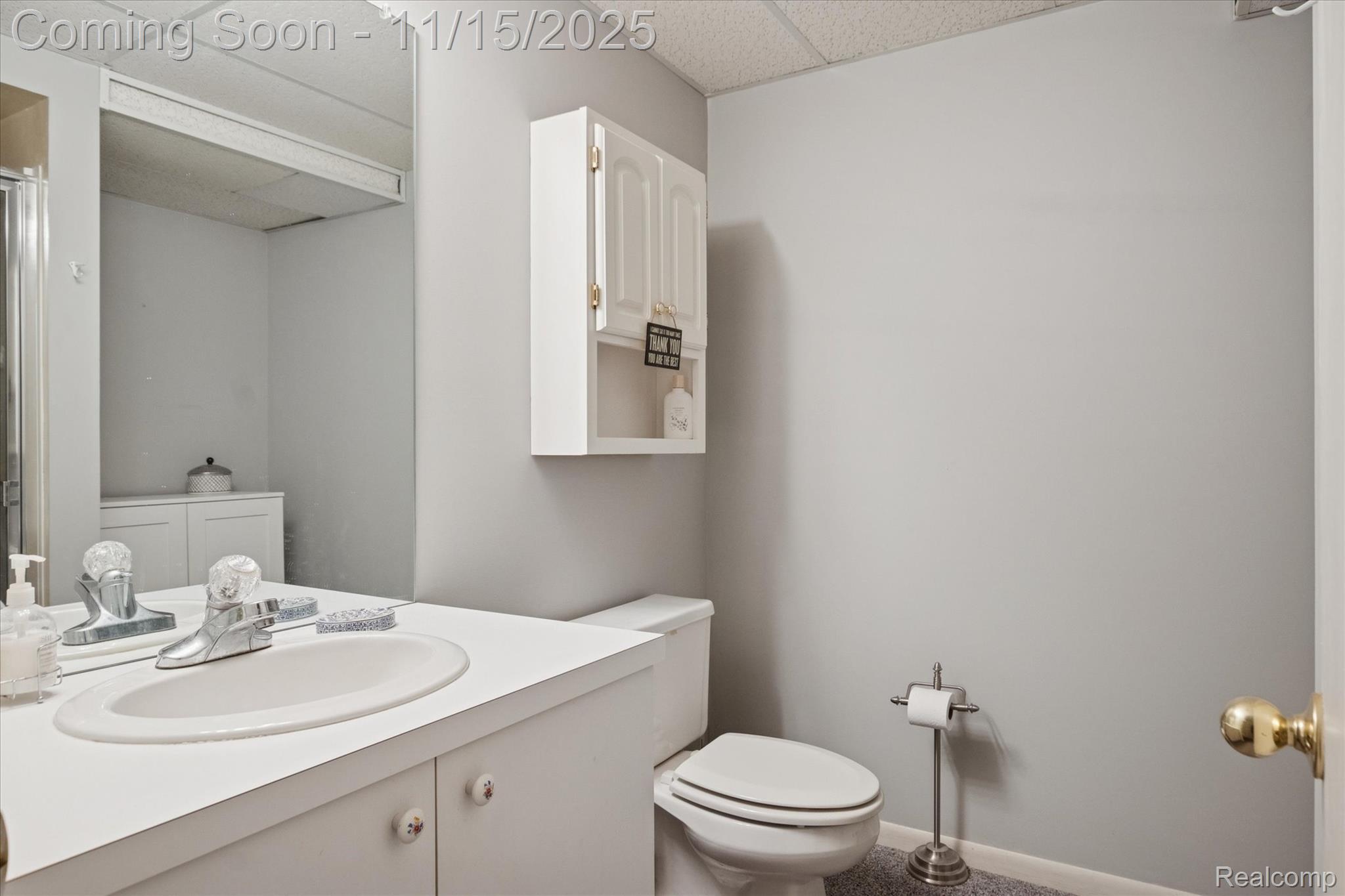 Bloomfield Hills, Michigan 48304, United States, 3 Bedrooms Bedrooms, ,3 BathroomsBathrooms,Residential,Coming Soon,242896