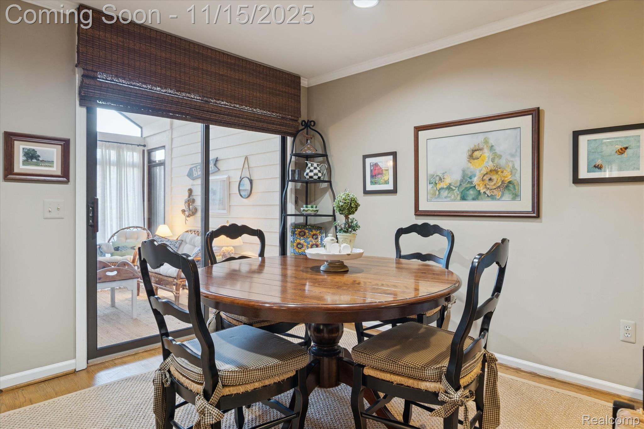 Bloomfield Hills, Michigan 48304, United States, 3 Bedrooms Bedrooms, ,3 BathroomsBathrooms,Residential,Coming Soon,242896