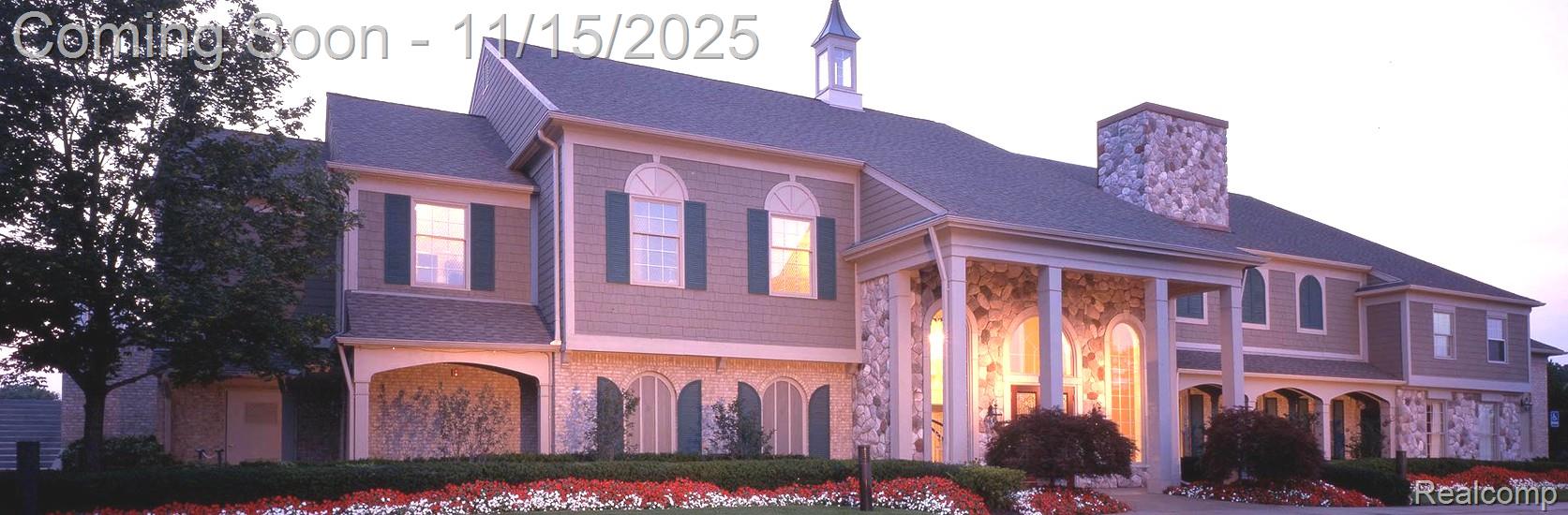 Bloomfield Hills, Michigan 48304, United States, 3 Bedrooms Bedrooms, ,3 BathroomsBathrooms,Residential,Coming Soon,242896