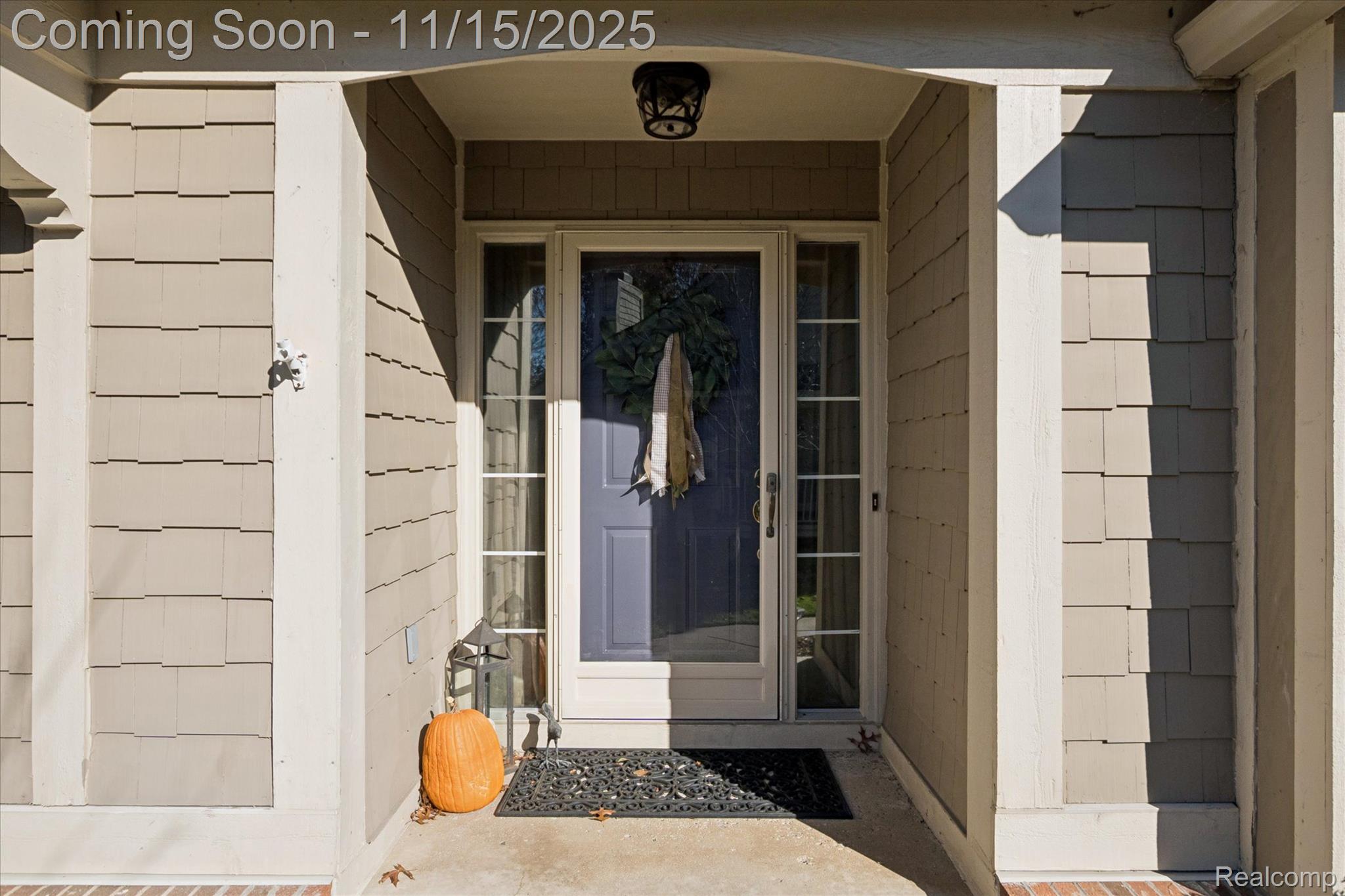 Bloomfield Hills, Michigan 48304, United States, 3 Bedrooms Bedrooms, ,3 BathroomsBathrooms,Residential,Coming Soon,242896