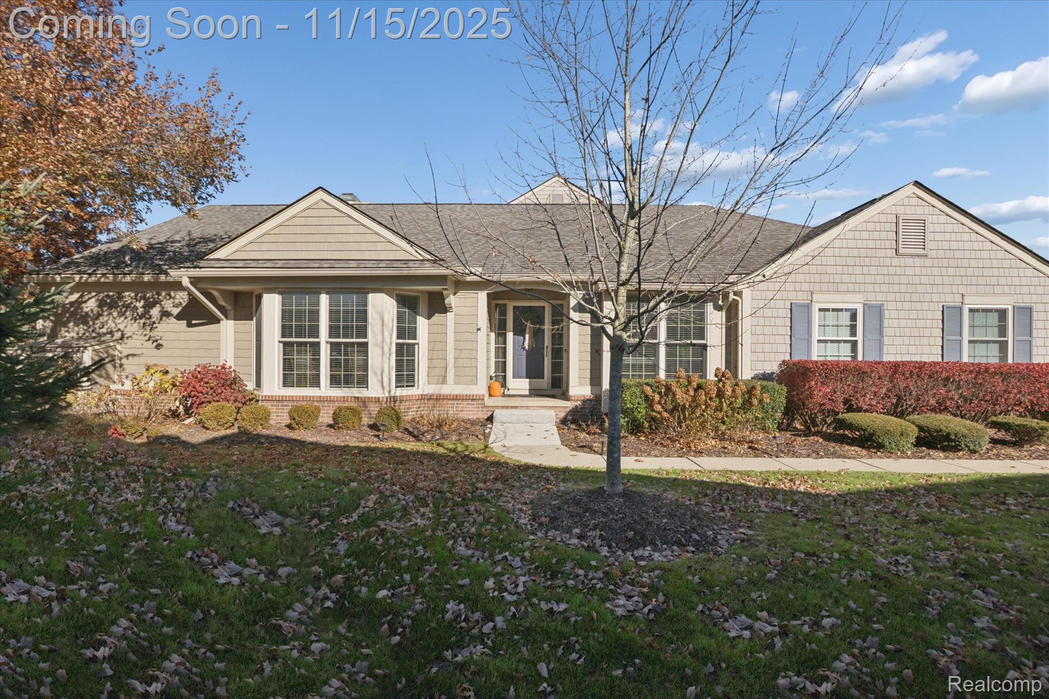 Bloomfield Hills, Michigan 48304, United States, 3 Bedrooms Bedrooms, ,3 BathroomsBathrooms,Residential,Coming Soon,242896