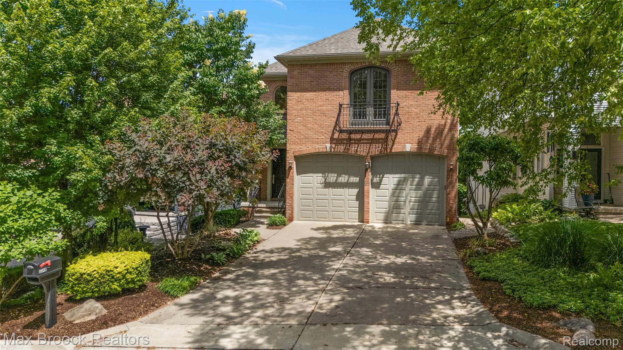 5348 Sunnycrest Drive