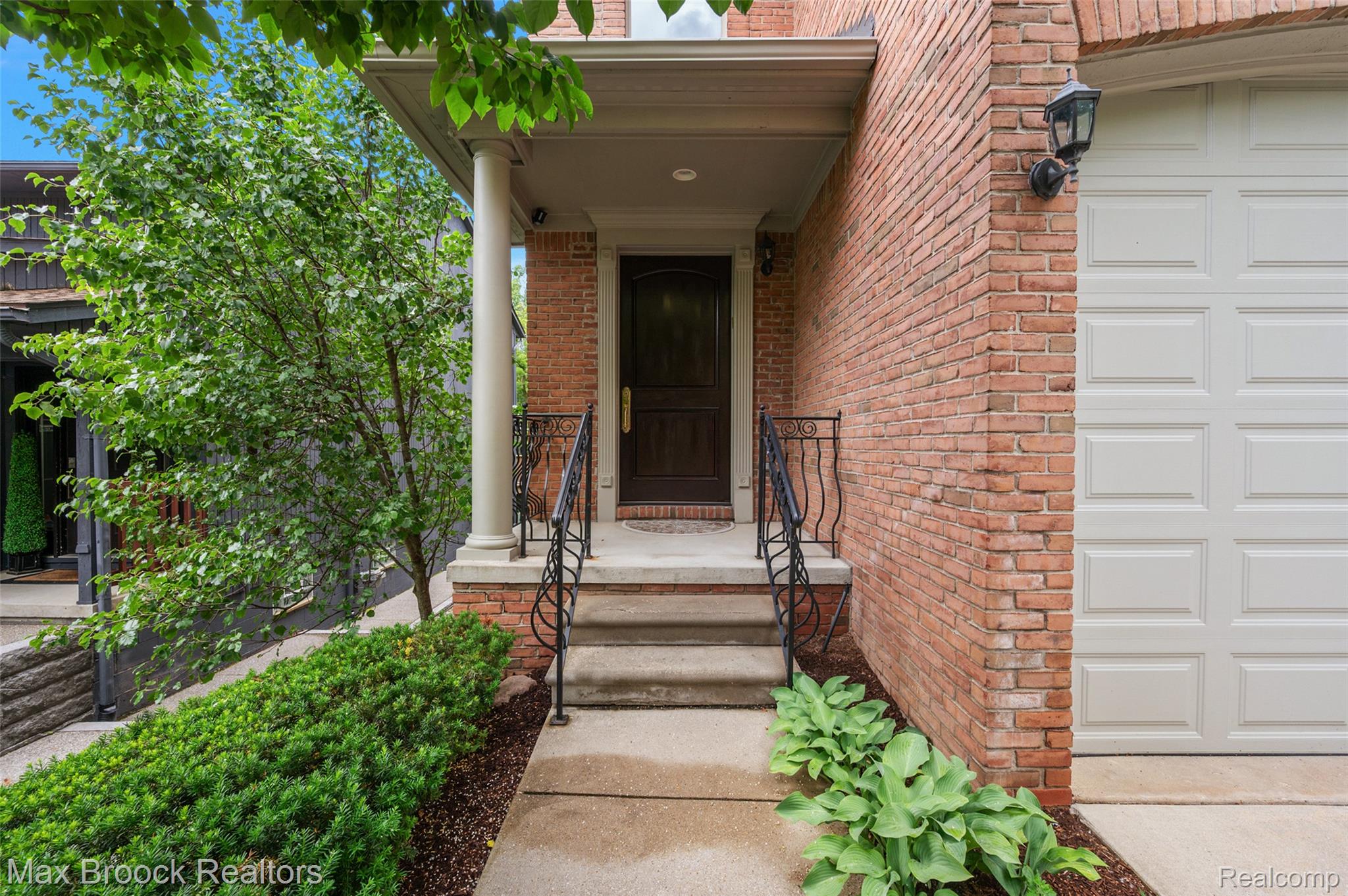 5348 Sunnycrest Drive