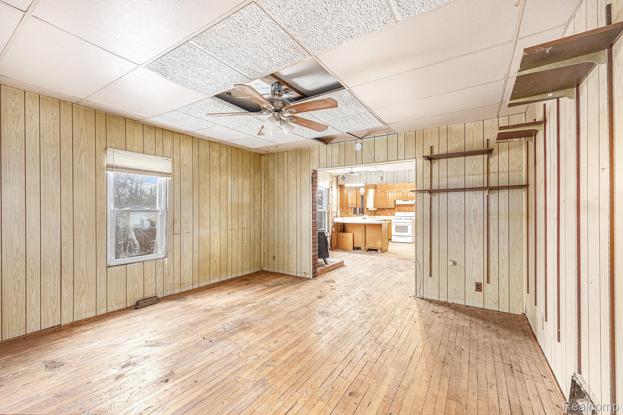 18335 E 11 Mile Road