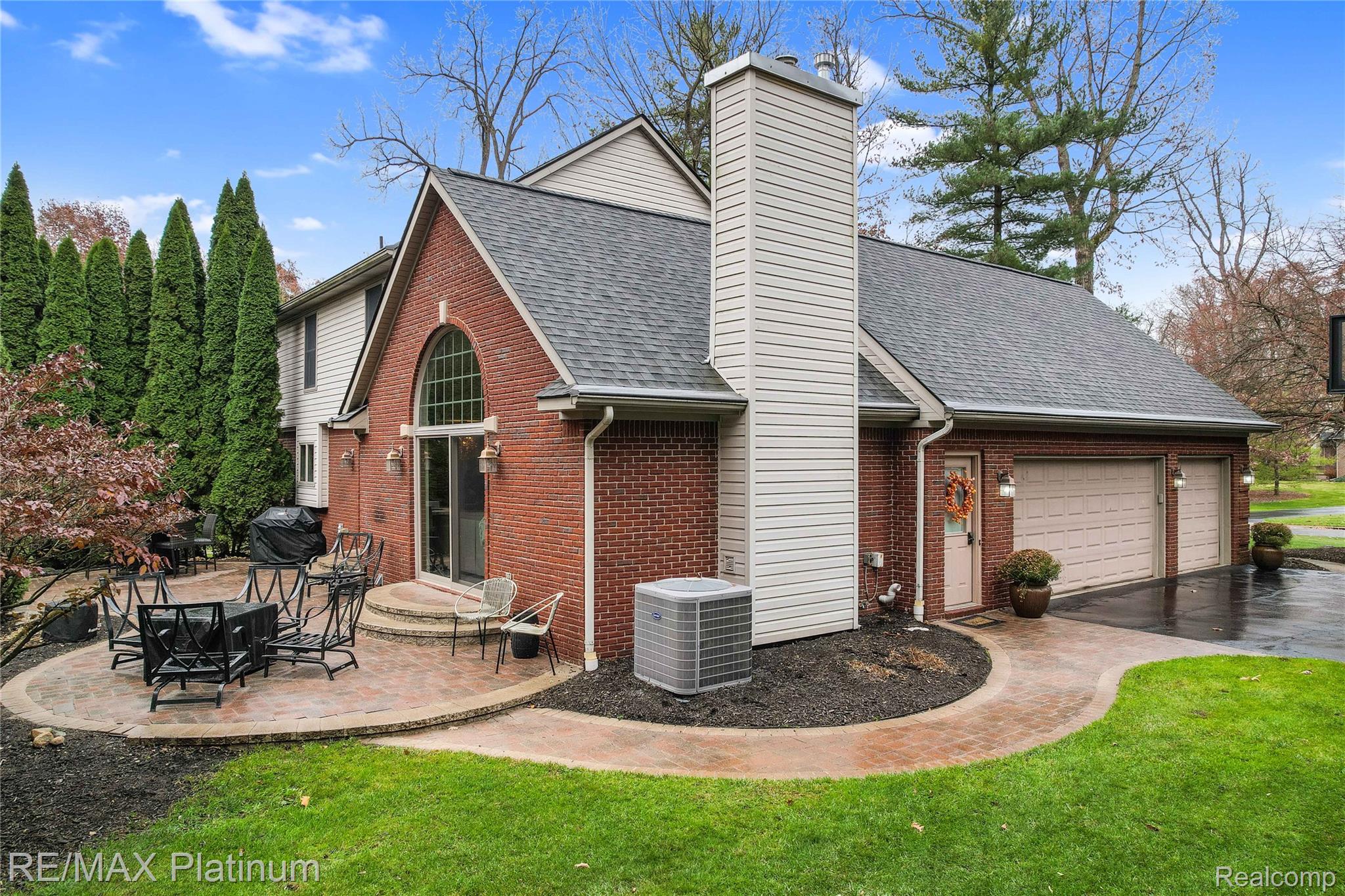 8039 Boulder Ridge Court