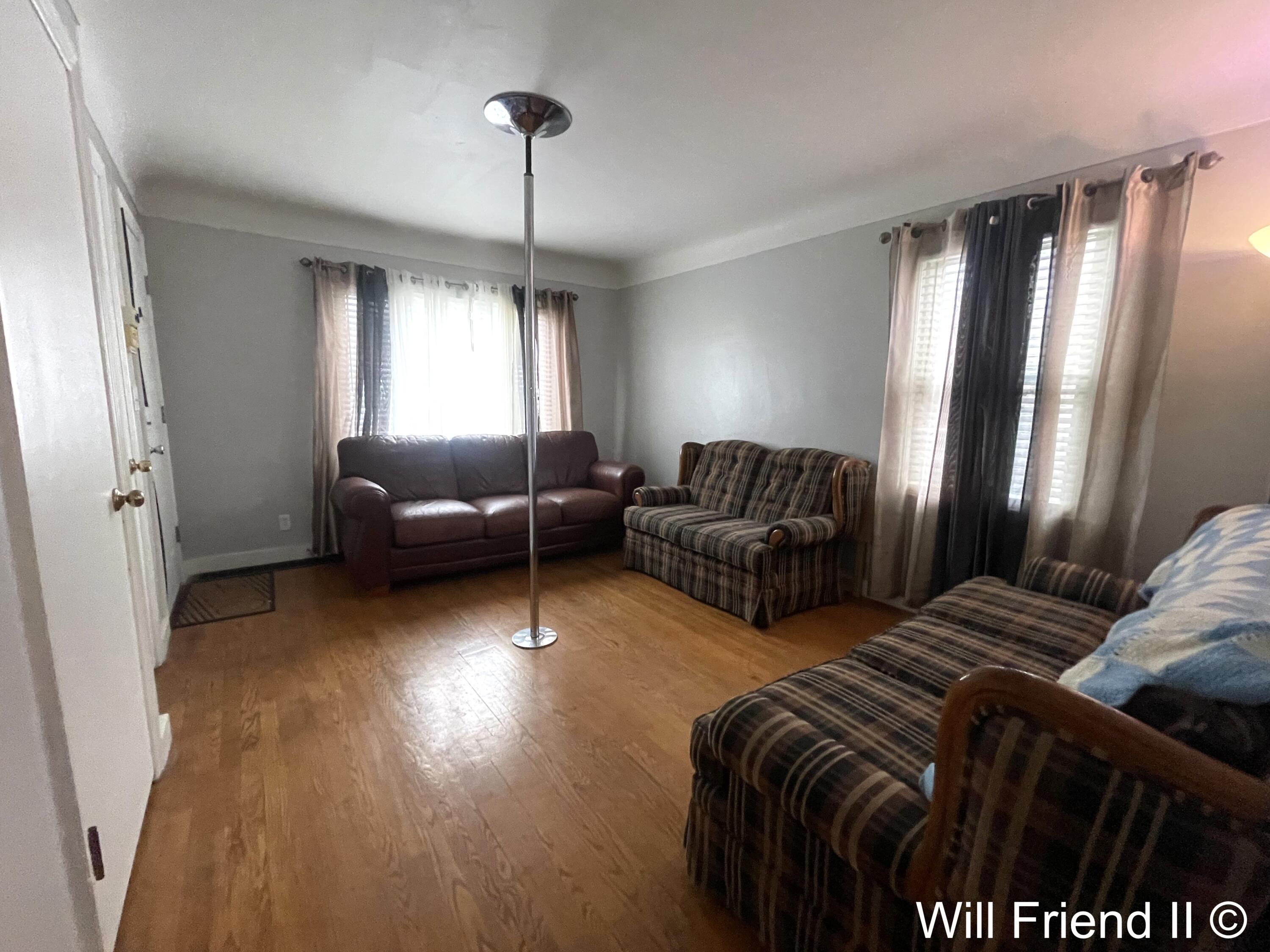 1411 SE Giddings Avenue SE