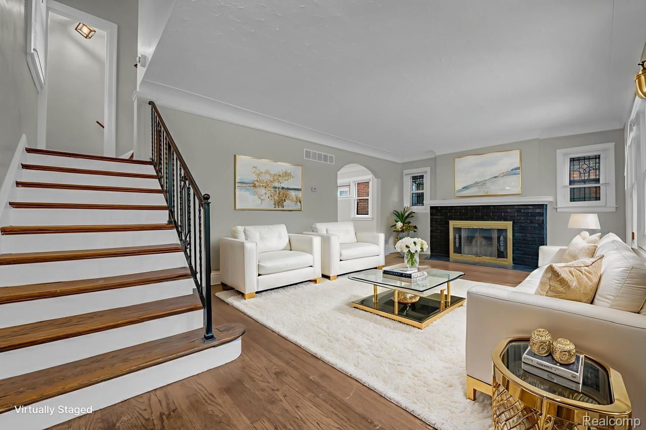 18613 Santa Rosa Drive