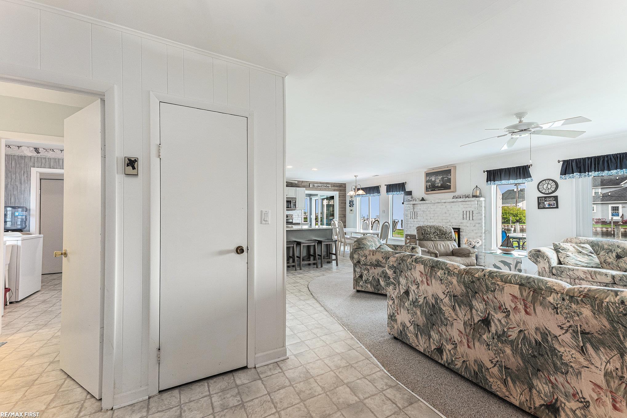 7618 South Channel Drive