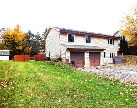 2105 Webster Park Drive Genoa Township MI 48843