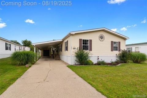 2230 S Sheeran Drive Milford Charter Township MI 48381