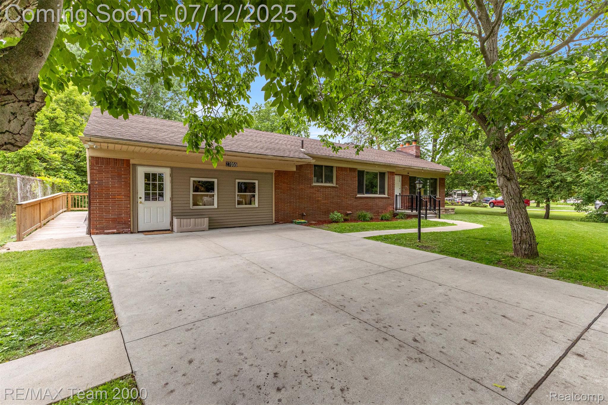 27055 Ann Arbor trail