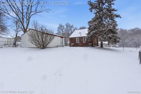 Tiny photo for 901 Argyle Avenue, Pontiac City, MI 48341 (MLS # 20261002917)