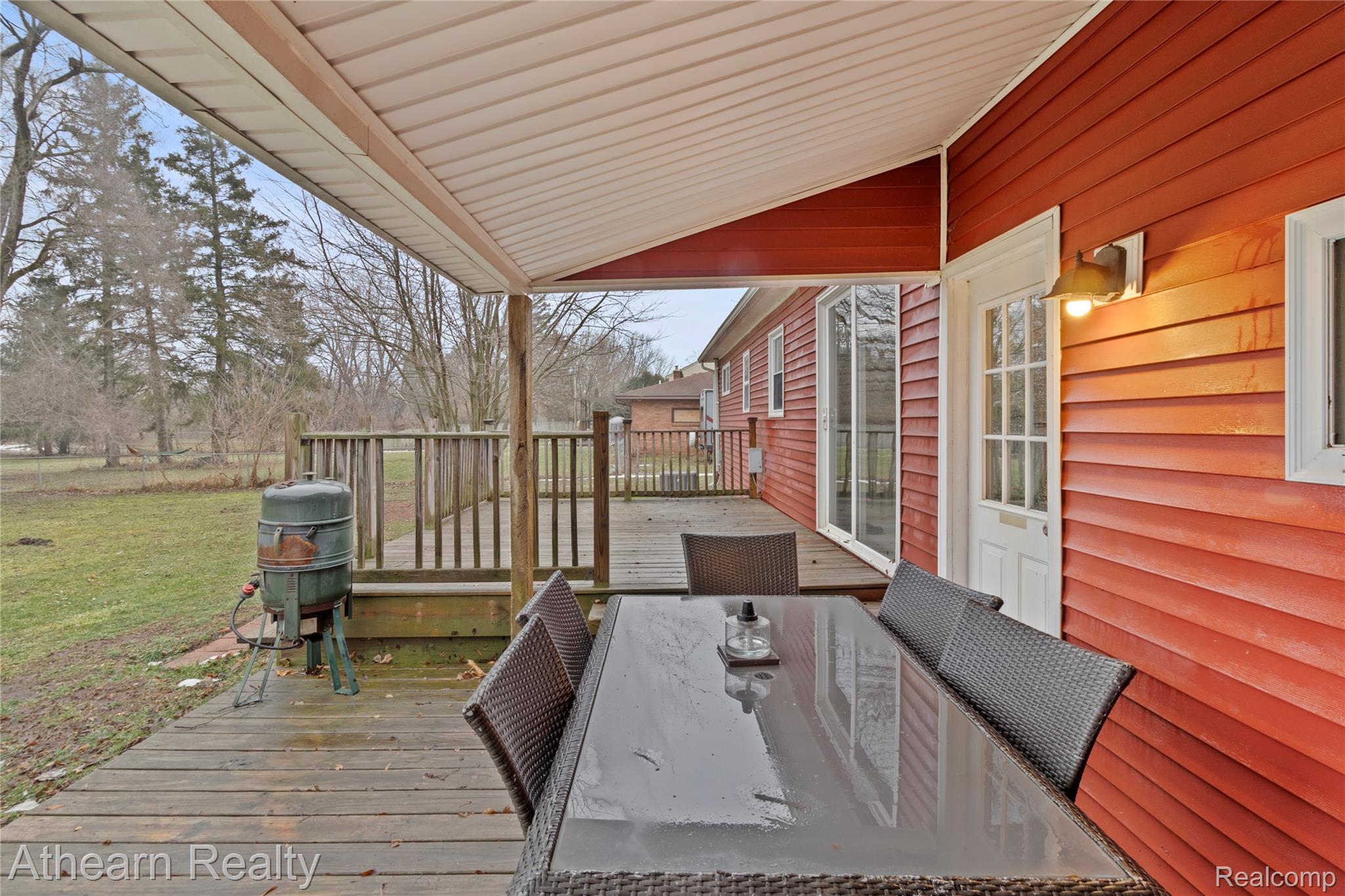 3053 Eastgate Street