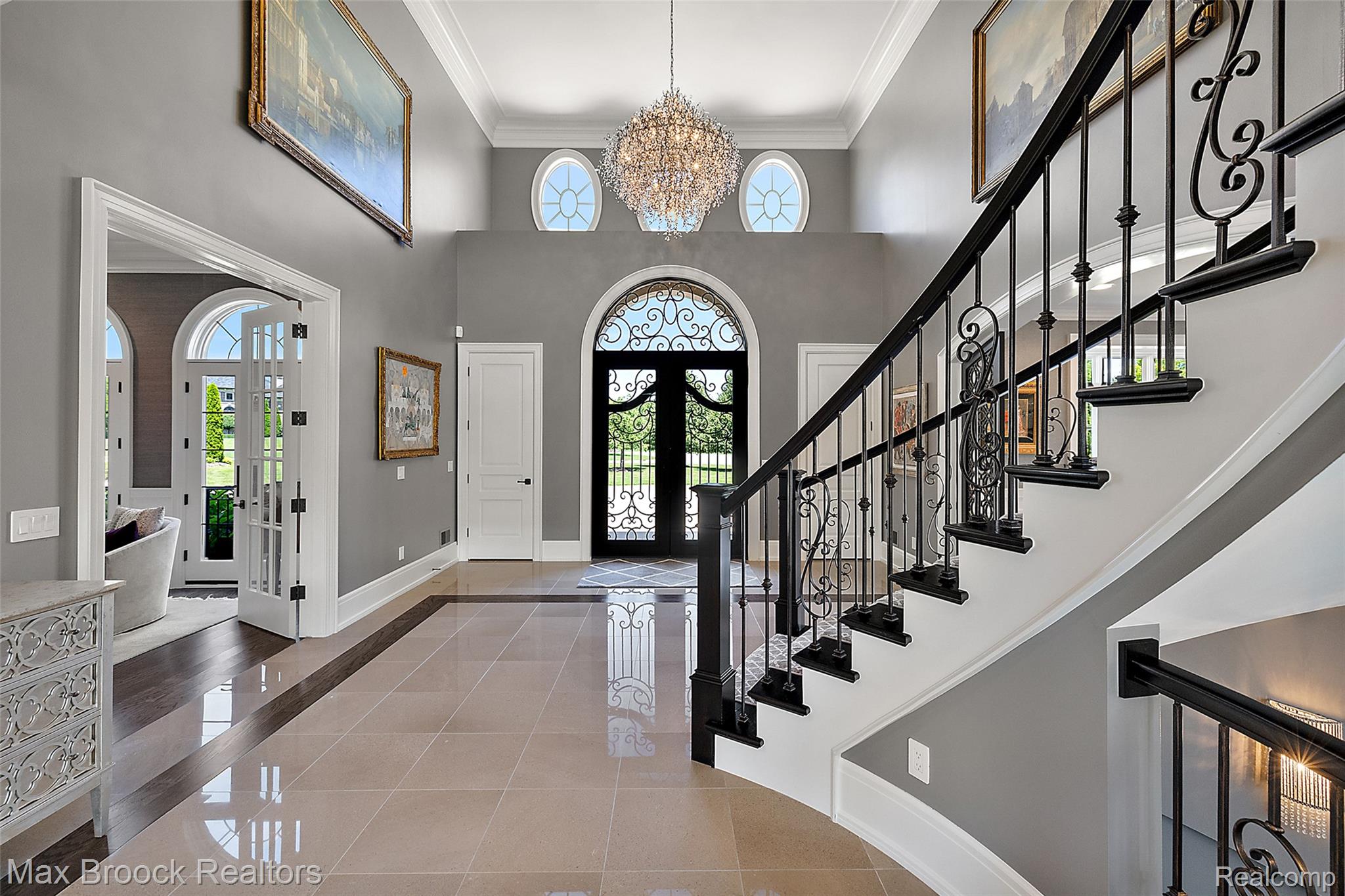 5466 Orchard Ridge Drive