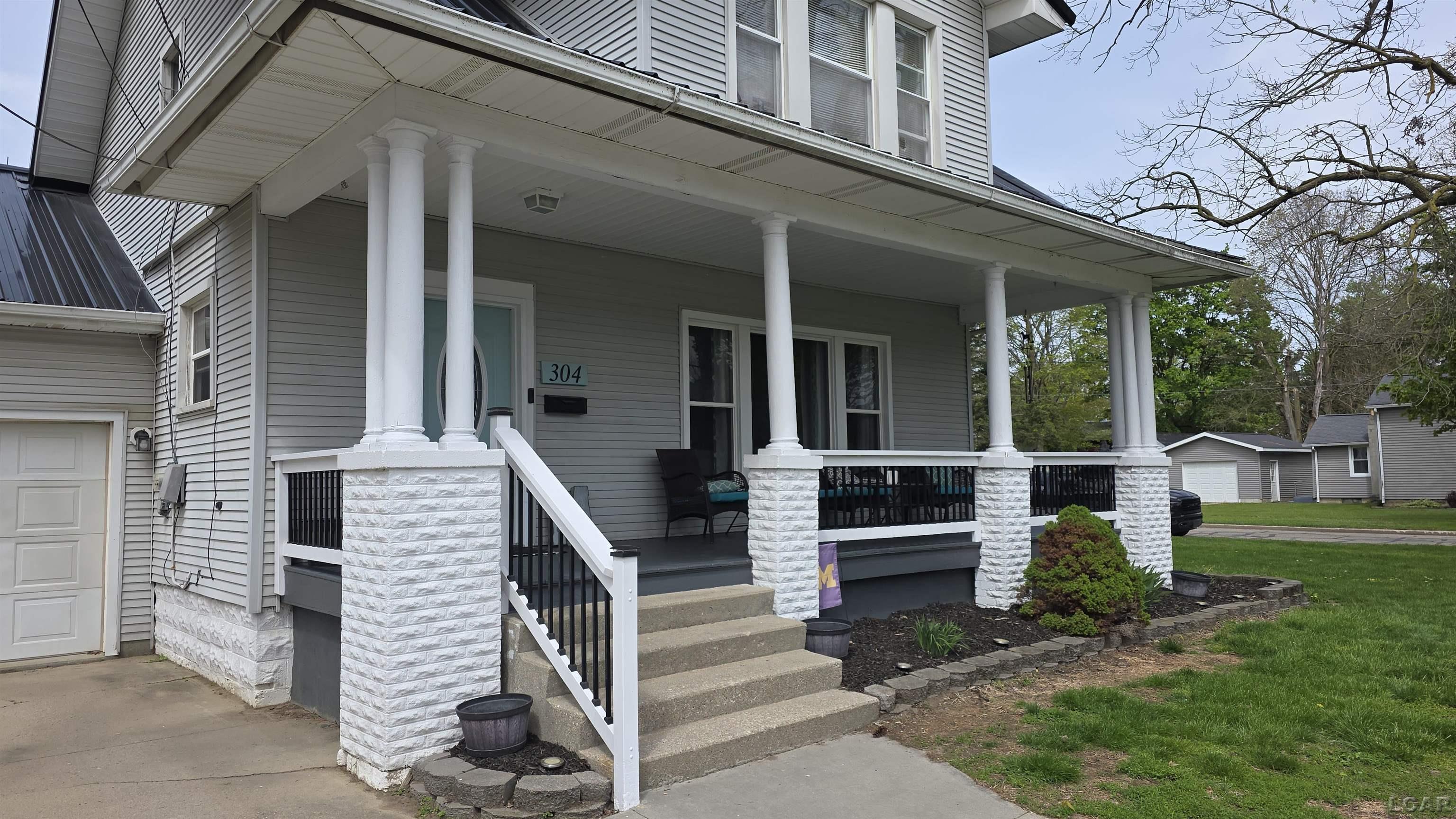 304 S East Street