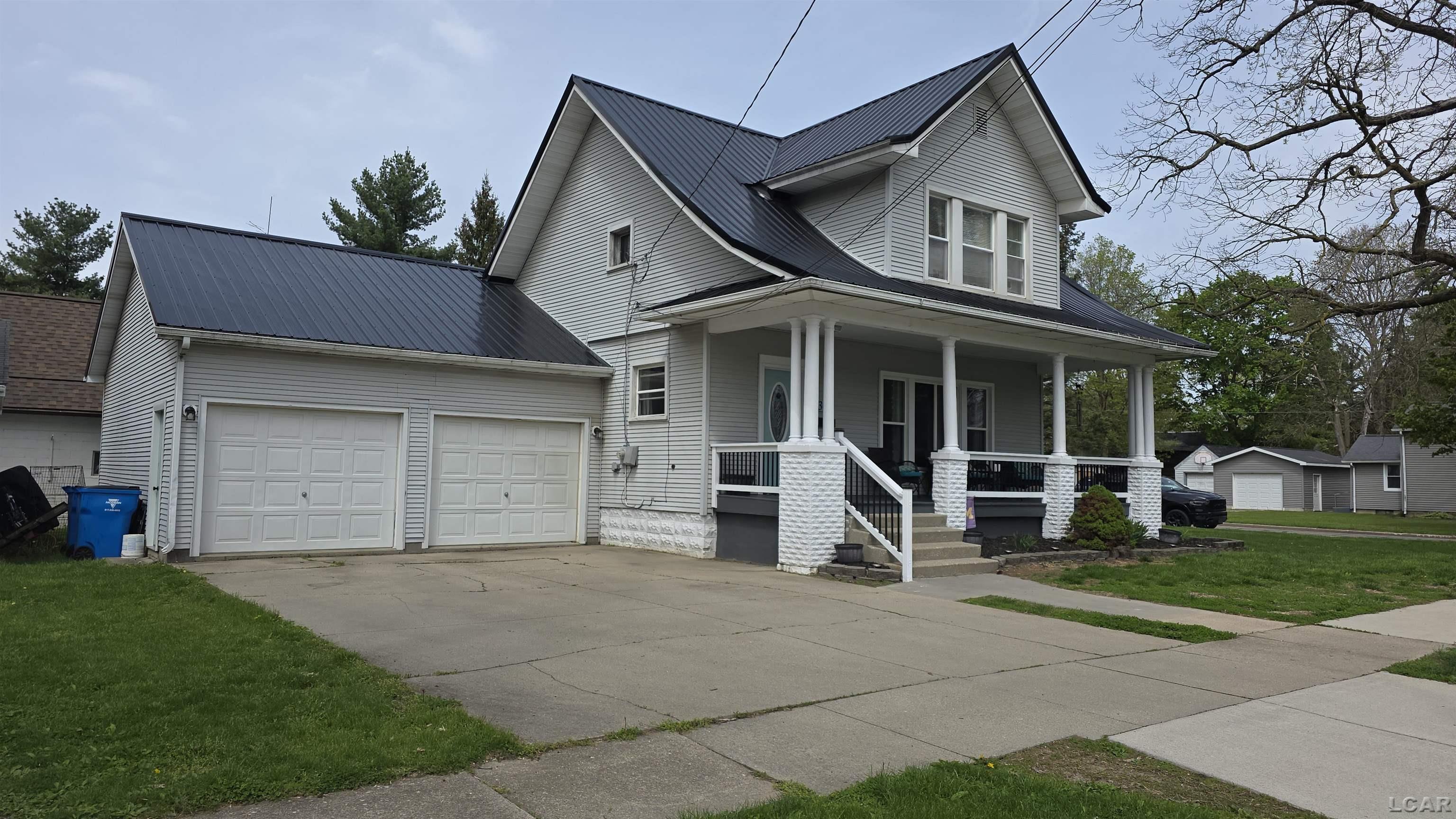 304 S East Street