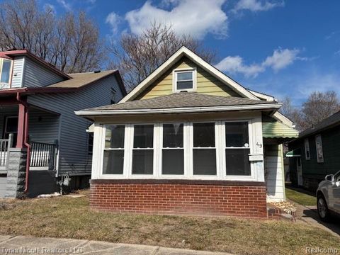 49 Orchard Street River Rouge City MI 48218
