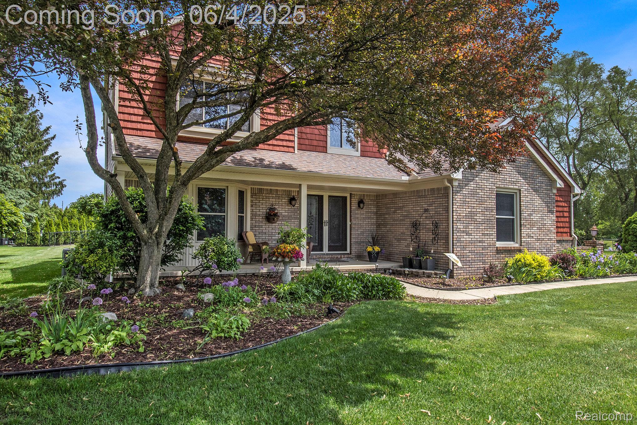 155 Woodridge Court