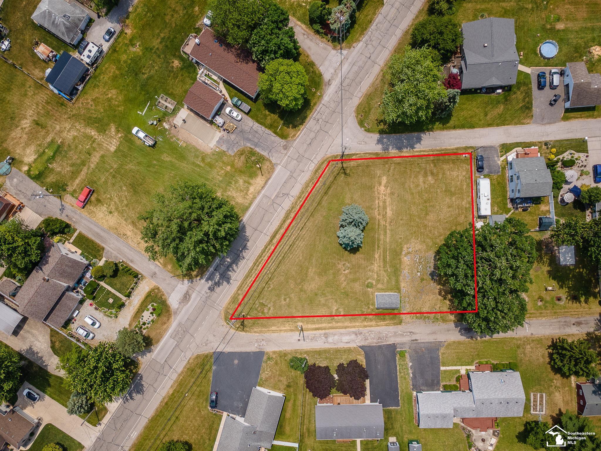 4418 Center 1st Street