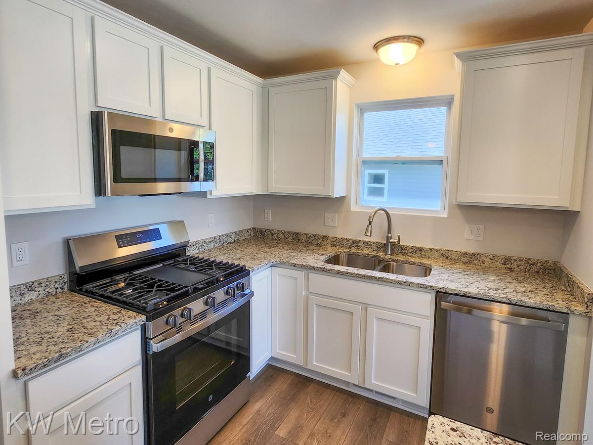 172 Whispering Pines Dr.