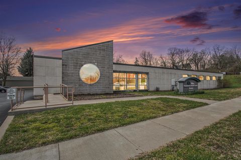 122 Grant Street Street Niles City MI 49120