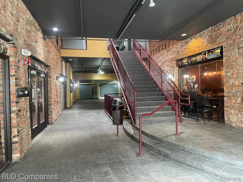7 N Saginaw Street 1C