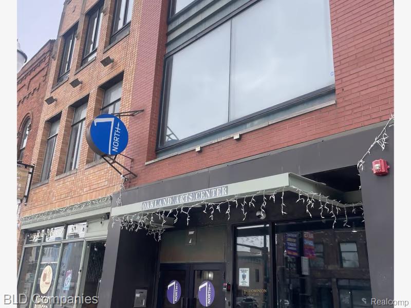7 N Saginaw Street 1C