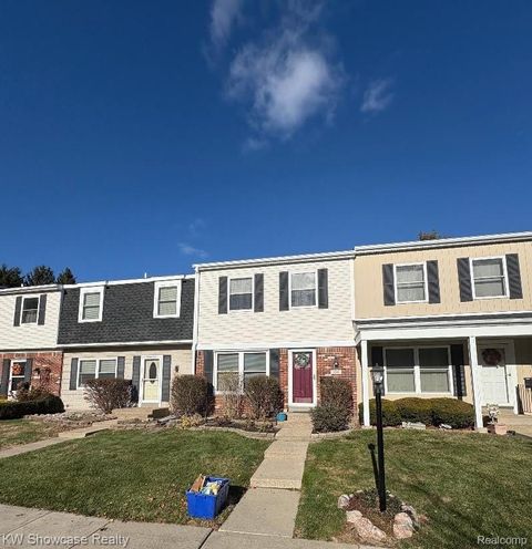 1030 Larson Court Rochester Hills City MI 48307