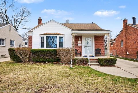 114 Knollwood Boulevard Clawson City MI 48017