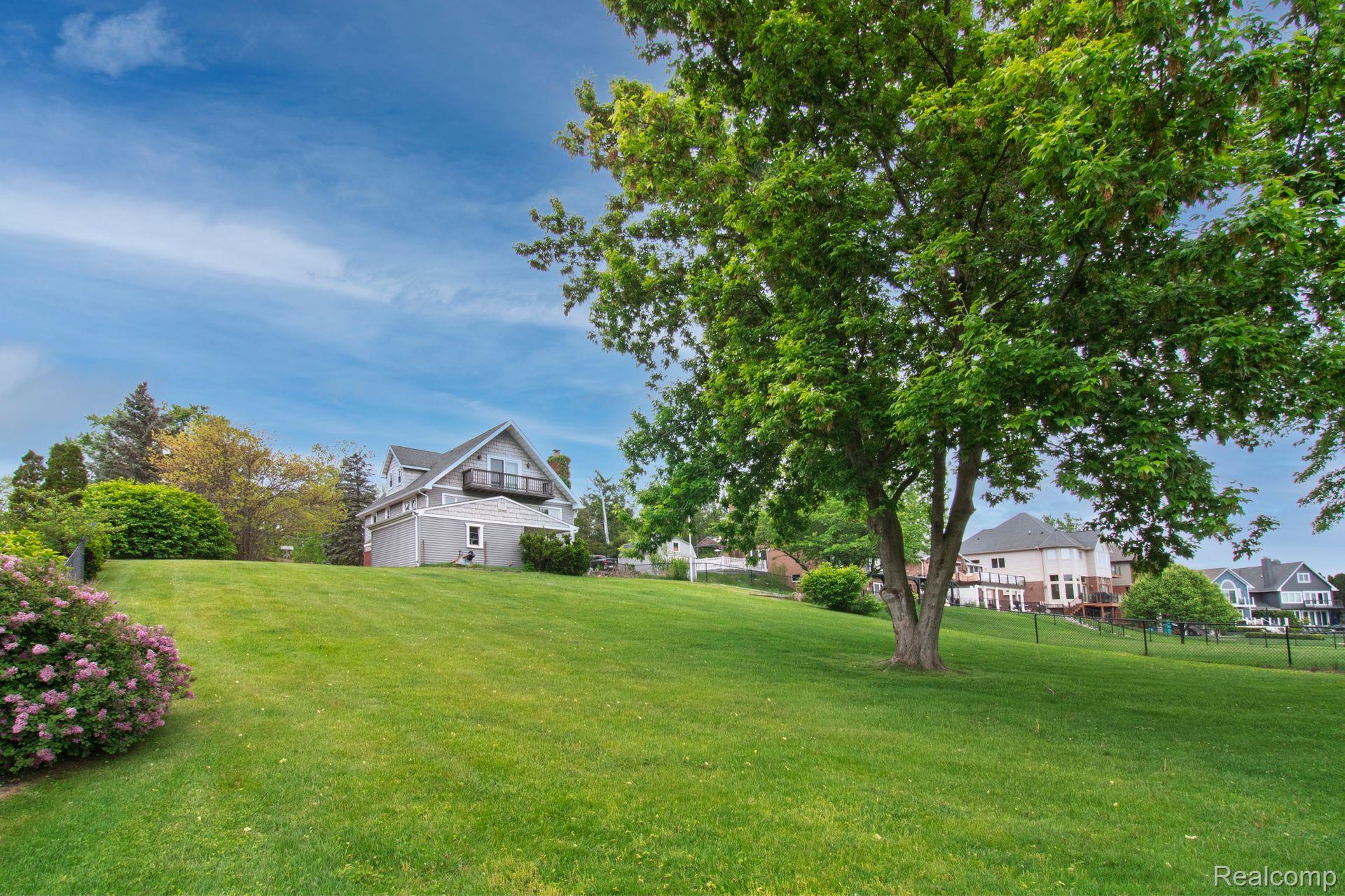 3266 Benstein Road