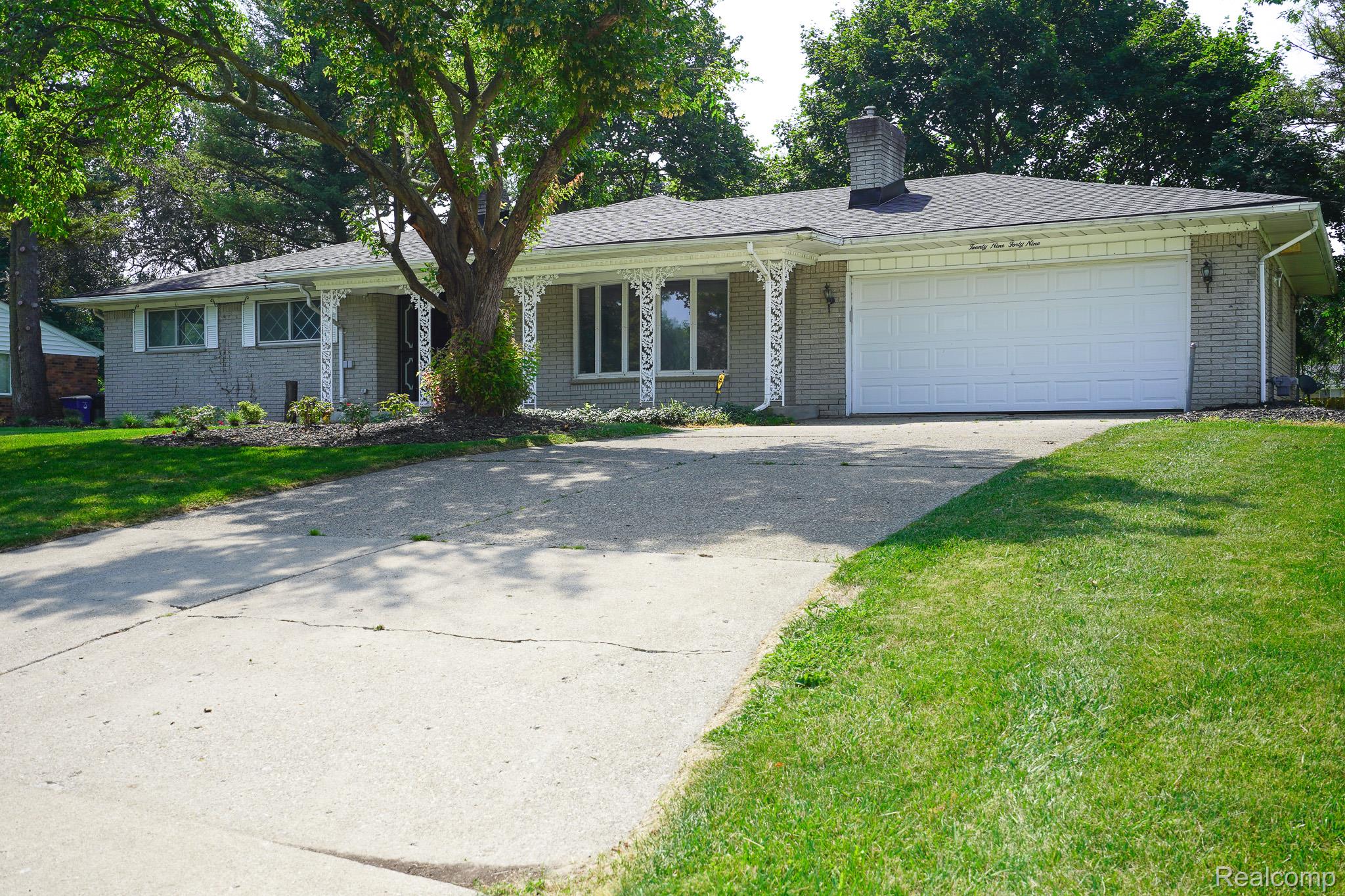 2949 Lacota Road