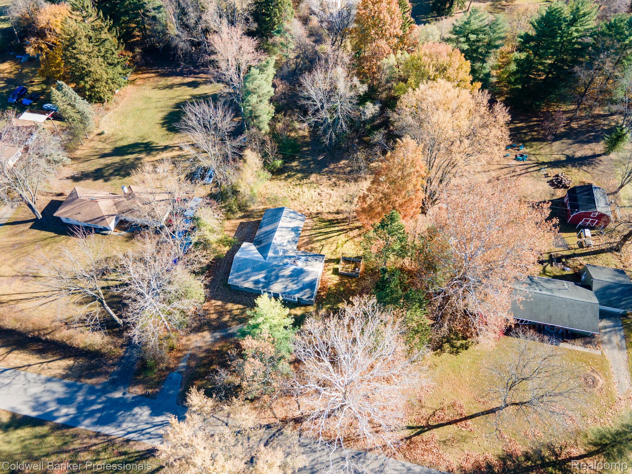 22806 Carleton Avenue