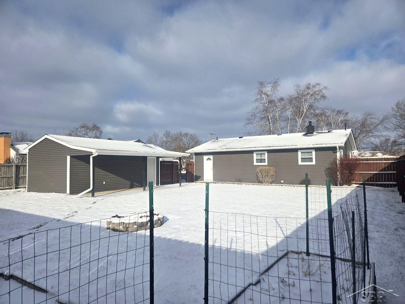 2355 Plainview Drive