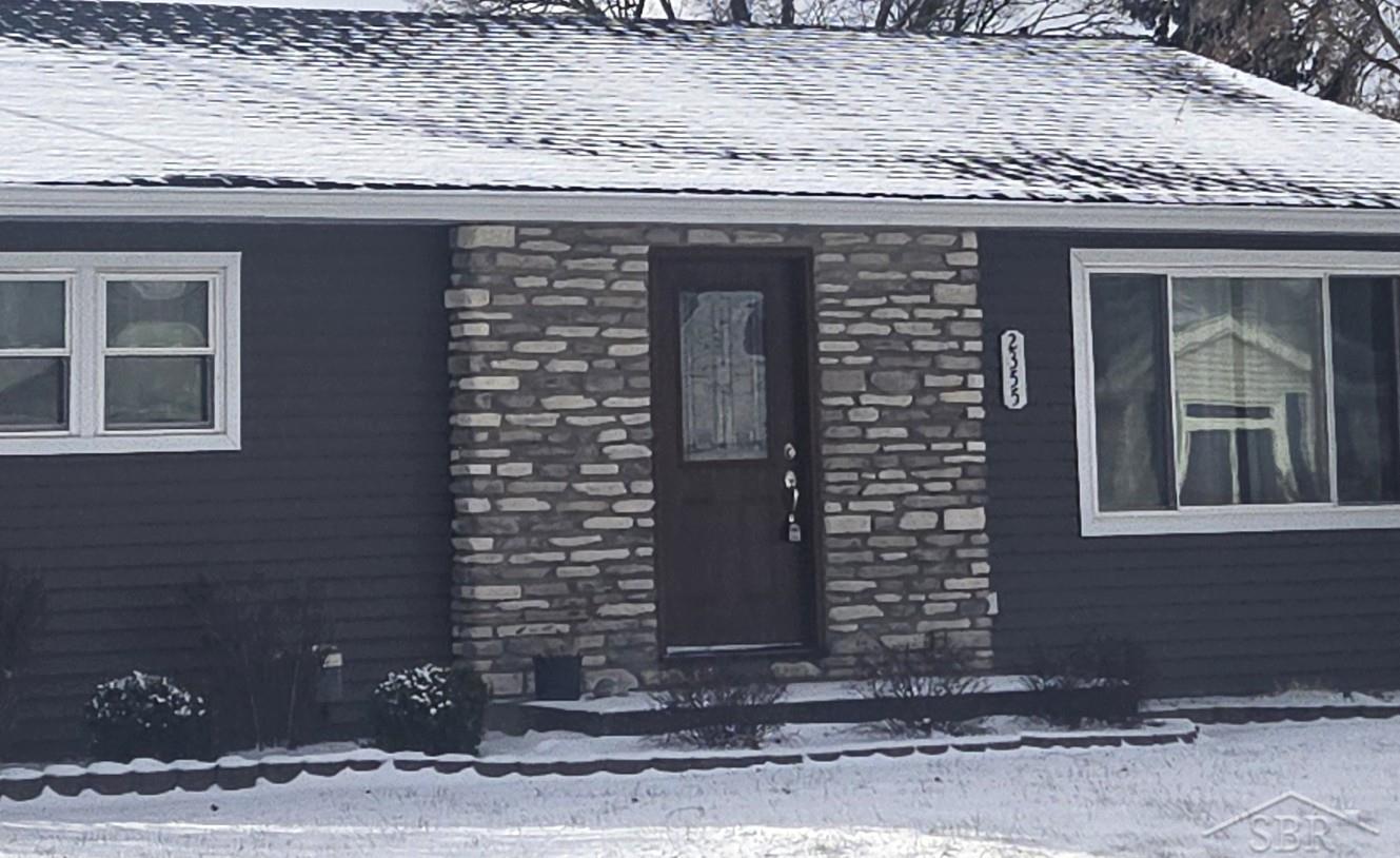 2355 Plainview Drive