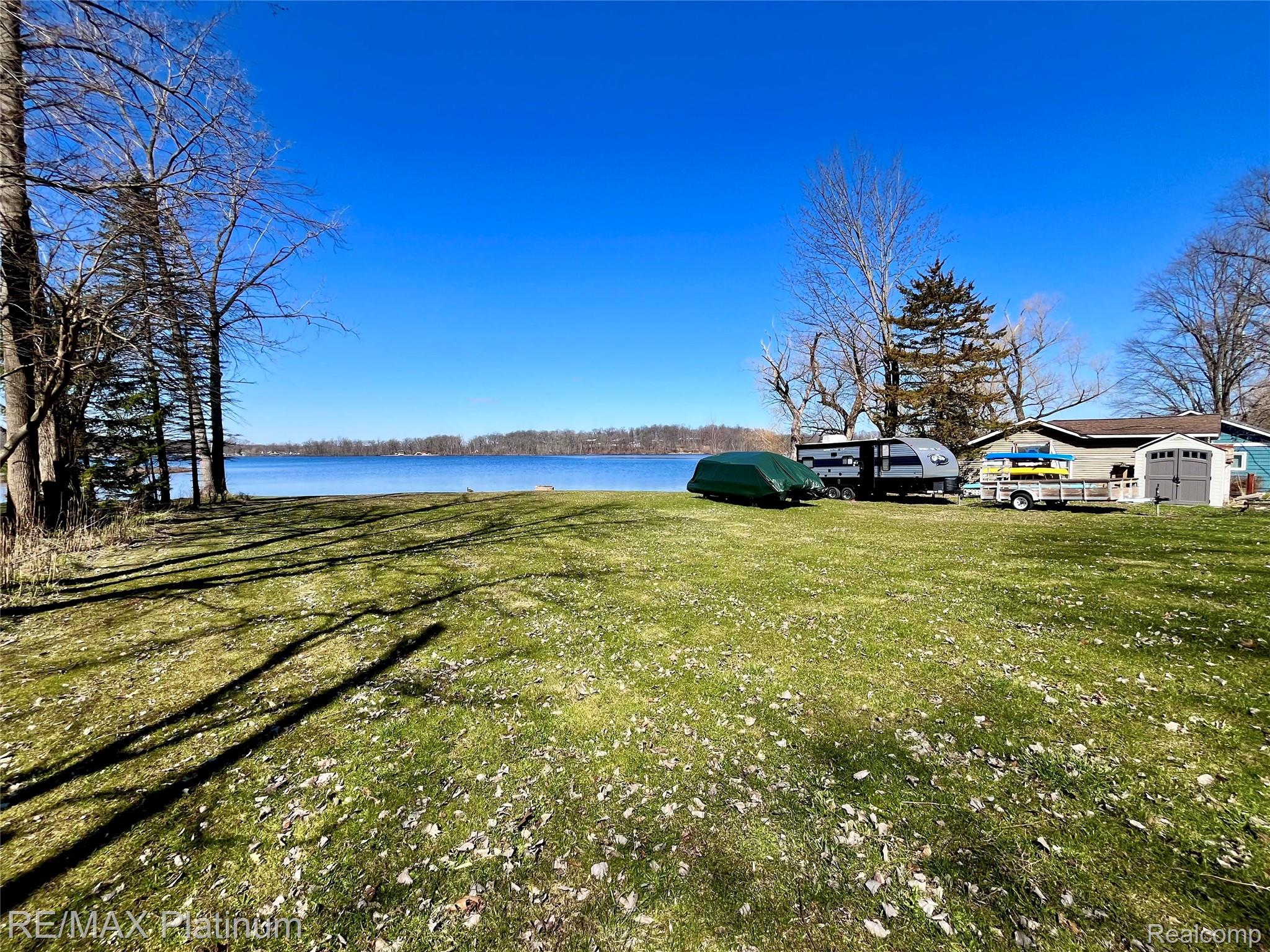 11280 Patterson Lake Dr Drive