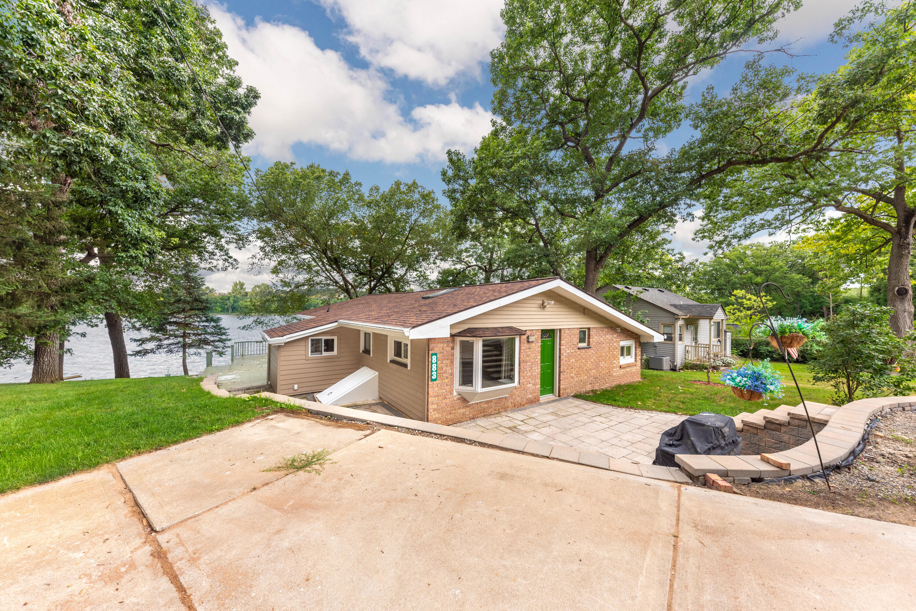 883 Hurley Drive