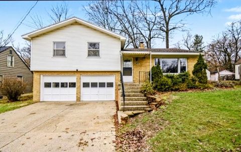 3835 Burlingame Avenue SW Wyoming City MI 49509