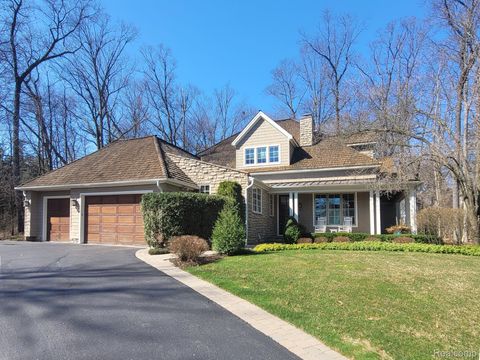 59 SCENIC OAKS Drive S Bloomfield Hills City MI 48304