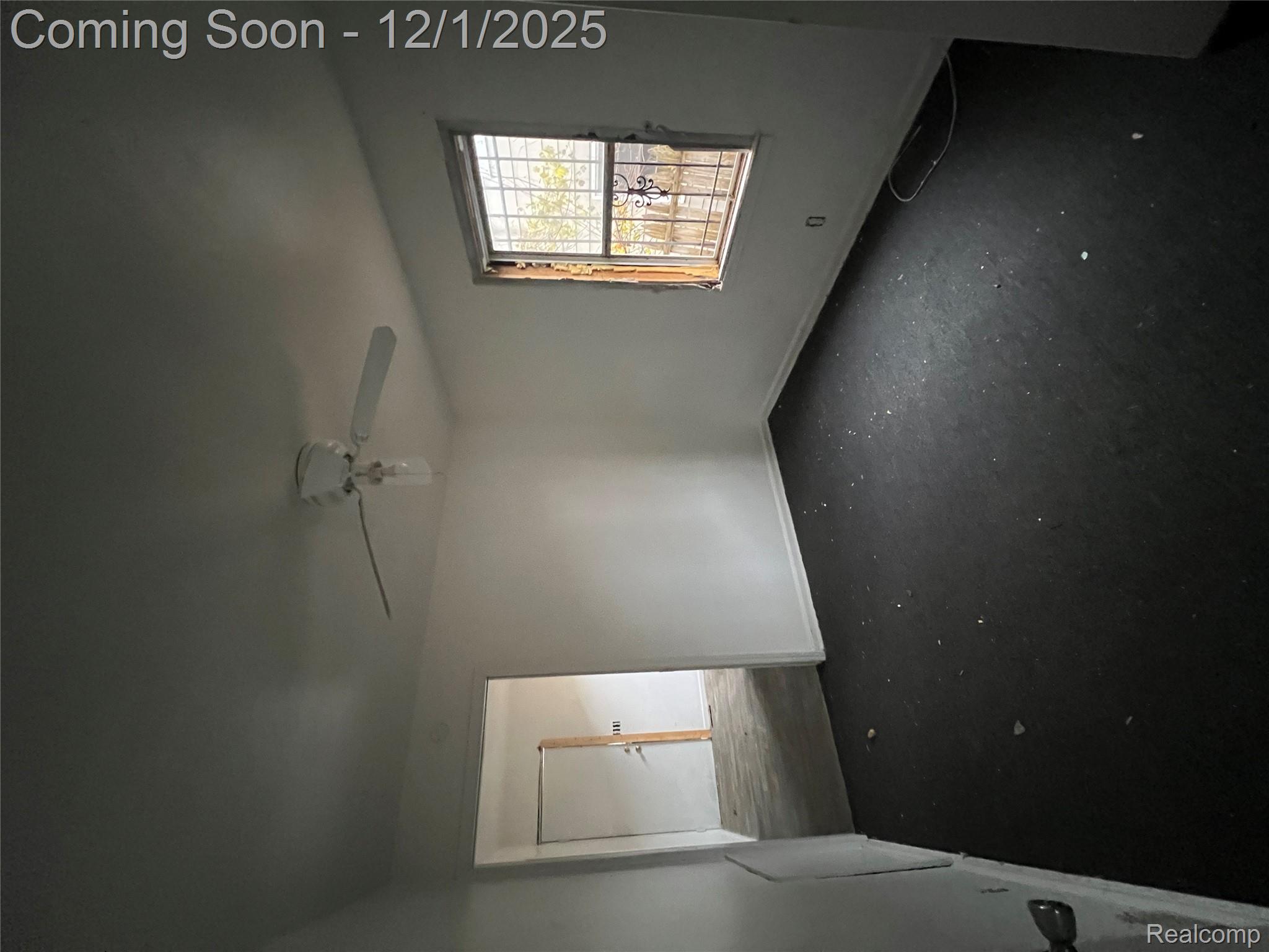 1220 FOREST HILL Avenue